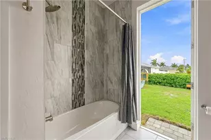 2524 SW 31st Ln, Cape Coral, FL 33914 - Photo 27