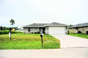1220 Cloplon St E, Lehigh Acres, FL 33974 - Photo 23