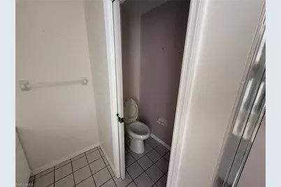 2401 Fisher Ct, Lehigh Acres, FL 33936 - Photo 17