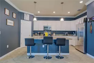 3652 E Hampton Cir, Alva, FL 33920 - Photo 9