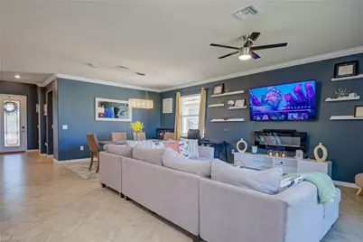 3652 E Hampton Cir, Alva, FL 33920 - Photo 5