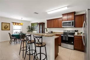 4529 SW 10th Ave, Cape Coral, FL 33914 - Photo 7