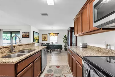 4529 SW 10th Ave, Cape Coral, FL 33914 - Photo 9