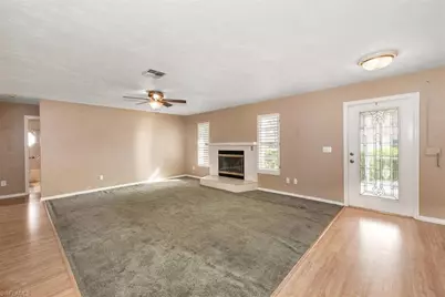 20023 Lake Vista Cir N, Lehigh Acres, FL 33936 - Photo 9