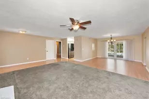 20023 Lake Vista Cir N, Lehigh Acres, FL 33936 - Photo 11