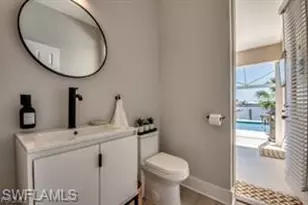 702 SW 52nd St, Cape Coral, FL 33914 - Photo 35