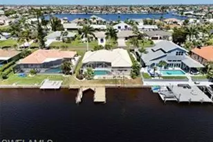 702 SW 52nd St, Cape Coral, FL 33914 - Photo 1