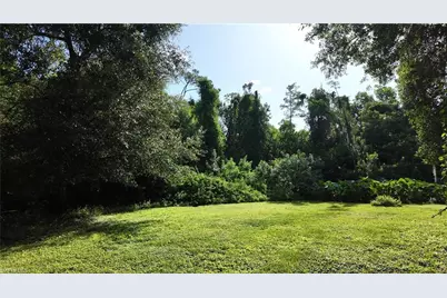 6969 Magnolia Ln, Fort Myers, FL 33966 - Photo 13
