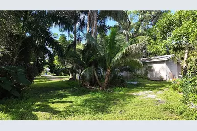6969 Magnolia Ln, Fort Myers, FL 33966 - Photo 17