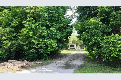 6969 Magnolia Ln, Fort Myers, FL 33966 - Photo 21