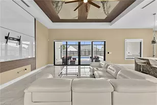 455 SE 17th Ave, Cape Coral, FL 33990 - Photo 15
