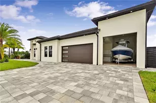 455 SE 17th Ave, Cape Coral, FL 33990 - Photo 7