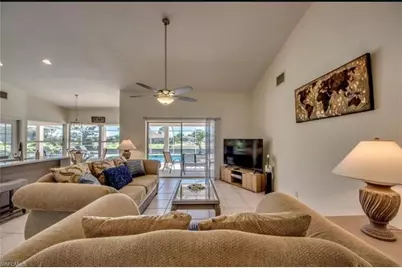 318 SW 28 St, Cape Coral, FL 33914 - Photo 3