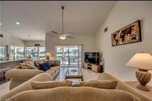 318 SW 28th St, Cape Coral, FL 33914 - Photo 3