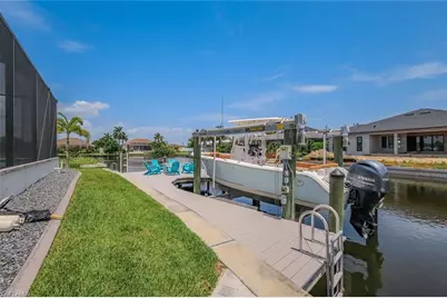 2224 SW 31st Ln, Cape Coral, FL 33914 - Photo 43