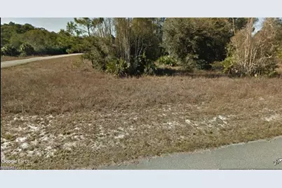 740 Harcourt Ave, Lehigh Acres, FL 33974 - Photo 7