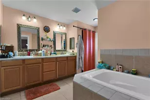 2704 SW 2nd Pl, Cape Coral, FL 33914 - Photo 17