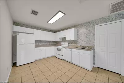 4600/4602 28th St SW, Lehigh Acres, FL 33973 - Photo 7