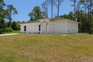 1120 Ravenswood St E, Lehigh Acres, FL 33974 - Photo 3