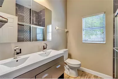 32 Wilmington Pkwy, Cape Coral, FL 33993 - Photo 27