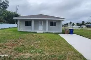 802 E Jasmine Rd, Lehigh Acres, FL 33936 - Photo 1