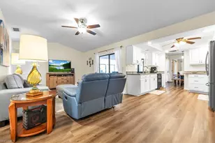 1903 SE 29th Ln, Cape Coral, FL 33904 - Photo 23