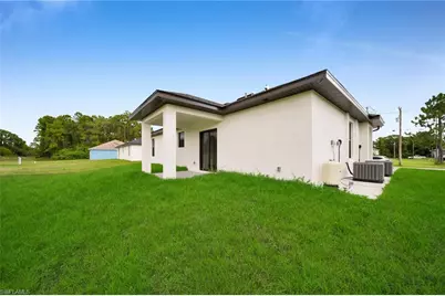 462 Lampion Ave S, Lehigh Acres, FL 33974 - Photo 25