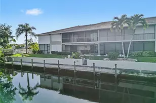 4622 SW Santa Barbara Pl, Cape Coral, FL 33914 - Photo 19