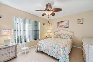 4622 SW Santa Barbara Pl, Cape Coral, FL 33914 - Photo 11
