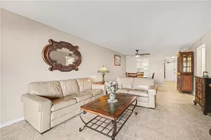 4622 SW Santa Barbara Pl, Cape Coral, FL 33914 - Photo 5
