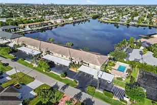 4622 SW Santa Barbara Pl, Cape Coral, FL 33914 - Photo 1