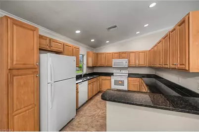 720 Zebu Pl, Fort Myers, FL 33913 - Photo 11