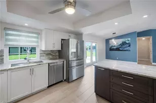 2212 SE 7th St, Cape Coral, FL 33990 - Photo 15