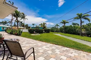 14621 McGregor Blvd, Fort Myers, FL 33908 - Photo 3