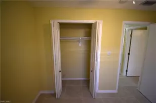 7 W Clermont Ct, Fort Myers, FL 33916 - Photo 3