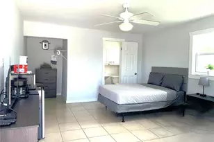 14621 McGregor Blvd, Fort Myers, FL 33908 - Photo 3