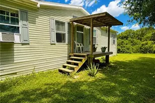 19450 Donna Dr, North Fort Myers, FL 33917 - Photo 7