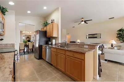 10025 Majestic Ave, Fort Myers, FL 33913 - Photo 5