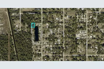 7614 Pierre Cir, North Fort Myers, FL 33917 - Photo 5