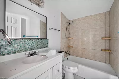 1223 Embassy Ln, Naples, FL 34104 - Photo 29