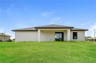 2714 25th St SW, Lehigh Acres, FL 33976 - Photo 15