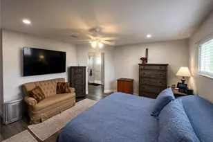 125 Plantation Dr, Labelle, FL 33935 - Photo 9