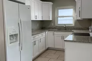 2505 SE 16th Pl, Cape Coral, FL 33904 - Photo 7