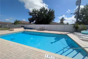 3720 SE 10th Ave, Cape Coral, FL 33904 - Photo 19