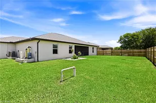 540 NW 15th St, Cape Coral, FL 33993 - Photo 39