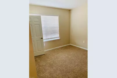 3076 Royal Gardens Ave, Fort Myers, FL 33916 - Photo 5