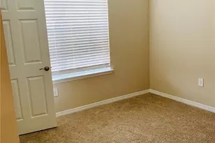 3076 Royal Gardens Ave, Fort Myers, FL 33916 - Photo 5