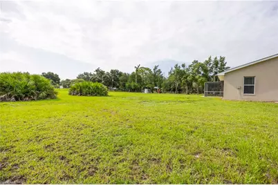21680 N River Rd, Alva, FL 33920 - Photo 25