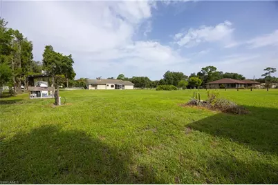 21680 N River Rd, Alva, FL 33920 - Photo 31