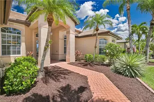 5514 Merlyn Ln, Cape Coral, FL 33914 - Photo 3
